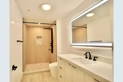 750 N Tamiami Trail #307, Sarasota, FL 34236 - Photo 22