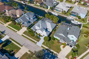 4743 Spinnaker Dr, Bradenton, FL 34208 - Photo 6