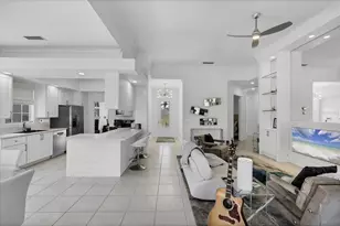 5573 Lucia Pl, Sarasota, FL 34238 - Photo 14