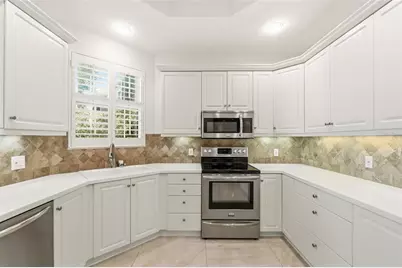 5264 Bouchard Circle #102, Sarasota, FL 34238 - Photo 16