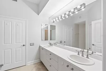 5264 Bouchard Circle #102, Sarasota, FL 34238 - Photo 16