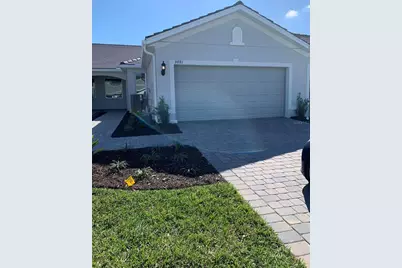9881 Bright Water Drive, Englewood, FL 34223 - Photo 2