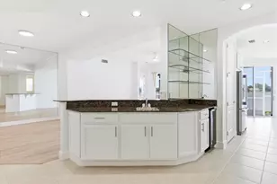 6515 Moorings Point Cir, Lakewood Ranch, FL 34202 - Photo 18