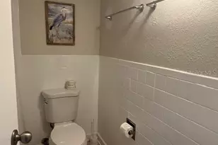 7150 N Tamiami Trl, Sarasota, FL 34243 - Photo 12