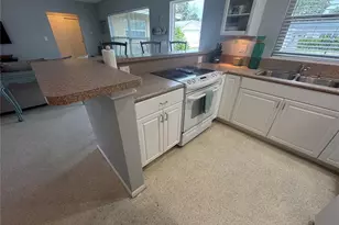 1648 Idle Ln, Sarasota, FL 34231 - Photo 18