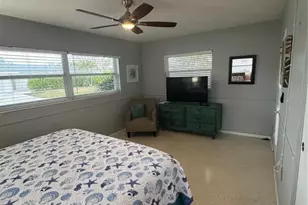 1648 Idle Ln, Sarasota, FL 34231 - Photo 28