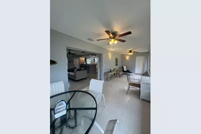 1648 Idle Lane, Sarasota, FL 34231 - Photo 38