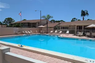 2763 Woodgate Ln, Sarasota, FL 34231 - Photo 2