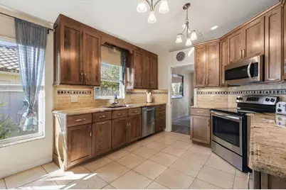 4600 Deer Trail Boulevard, Sarasota, FL 34238 - Photo 12