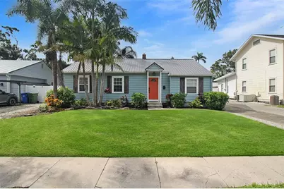 2321 18th Avenue W, Bradenton, FL 34205 - Photo 2