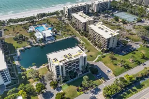 1105 Gulf of Mexico Dr, Longboat Key, FL 34228 - Photo 44