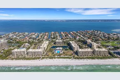 1105 Gulf Of Mexico Drive #401, Longboat Key, FL 34228 - Photo 32