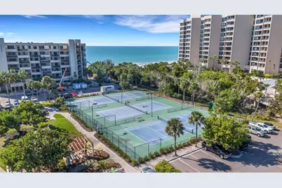 1105 Gulf Of Mexico Drive #401, Longboat Key, FL 34228 - Photo 40