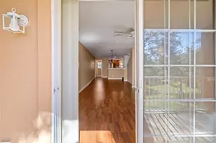 8666 Majestic Elm Ct, Lakewood Ranch, FL 34202 - Photo 12