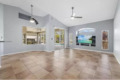 4046 Green Tree Avenue, Sarasota, FL 34233 - Photo 14