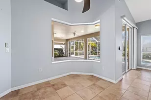 4046 Green Tree Ave, Sarasota, FL 34233 - Photo 12