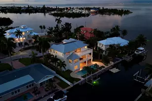 529 77th St, Holmes Beach, FL 34217 - Photo 2