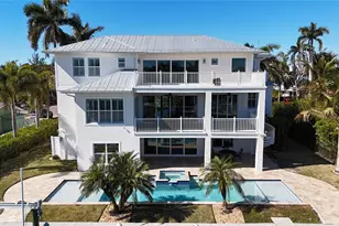 529 77th St, Holmes Beach, FL 34217 - Photo 82