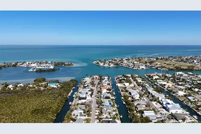 529 77th Street, Holmes Beach, FL 34217 - Photo 94