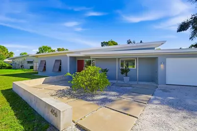 456 Magellan Drive, Sarasota, FL 34243 - Photo 8