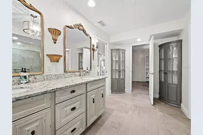 3435 Winding Oaks Drive #18, Longboat Key, FL 34228 - Photo 38