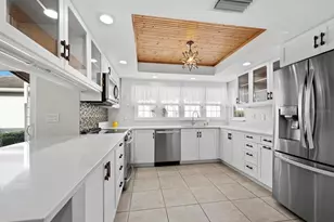 3435 Winding Oaks Dr, Longboat Key, FL 34228 - Photo 12