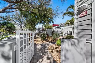 3435 Winding Oaks Dr, Longboat Key, FL 34228 - Photo 4