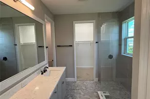 1007 Waterline Ct, Sarasota, FL 34240 - Photo 14