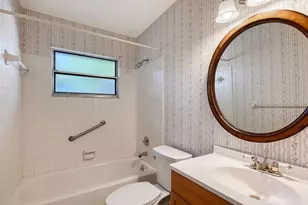 5719 Westwind Ln, Sarasota, FL 34231 - Photo 38