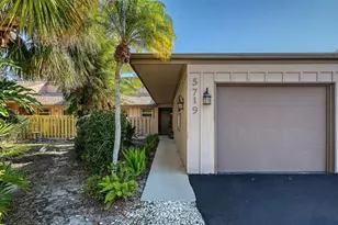 5719 Westwind Ln, Sarasota, FL 34231 - Photo 16