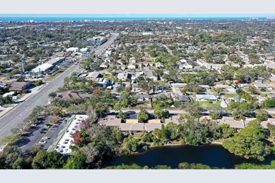 5719 Westwind Lane, Sarasota, FL 34231 - Photo 6