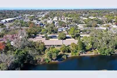 5719 Westwind Lane, Sarasota, FL 34231 - Photo 4