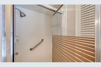 5719 Westwind Lane, Sarasota, FL 34231 - Photo 34