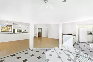 1648 Starling Dr, Sarasota, FL 34231 - Photo 14