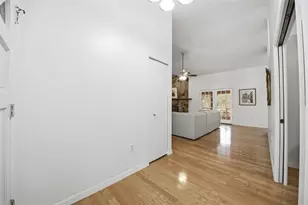 10205 28th Ave E, Palmetto, FL 34221 - Photo 8