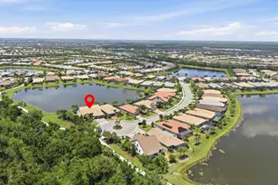 17203 Corinna Pl, Lakewood Ranch, FL 34202 - Photo 2