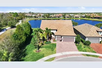 17203 Corinna Place, Bradenton, FL 34202 - Photo 2