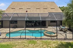 17203 Corinna Pl, Lakewood Ranch, FL 34202 - Photo 2