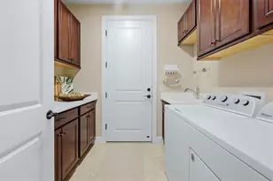 17203 Corinna Pl, Lakewood Ranch, FL 34202 - Photo 32