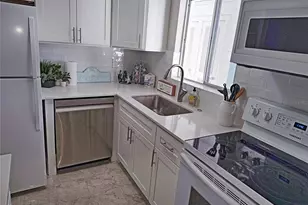 1803 Flamingo Blvd, Bradenton, FL 34207 - Photo 2