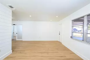 3524 Prado Dr, Sarasota, FL 34235 - Photo 8