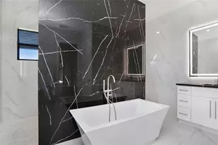 2343 Oil Well Rd, Naples, FL 34120 - Photo 16