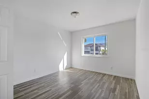 2210 Avenue C, Bradenton Beach, FL 34217 - Photo 18