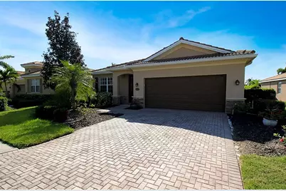 8820 Heritage Sound Drive, Bradenton, FL 34212 - Photo 2
