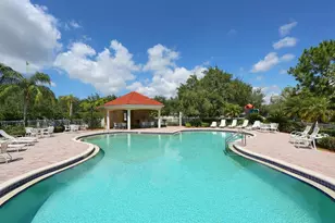 6994 W Country Club Dr N, Sarasota, FL 34243 - Photo 40