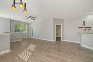 7983 Limestone Ln, Sarasota, FL 34233 - Photo 10