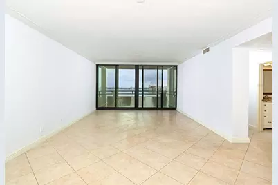 1255 N Gulfstream Avenue #1106, Sarasota, FL 34236 - Photo 8