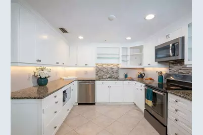 1255 N Gulfstream Avenue #1106, Sarasota, FL 34236 - Photo 14