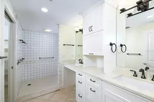 1255 N Gulfstream Ave, Sarasota, FL 34236 - Photo 30