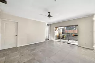 8139 Miramar Way, Lakewood Ranch, FL 34202 - Photo 6